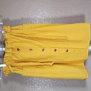 Large yellow skirt